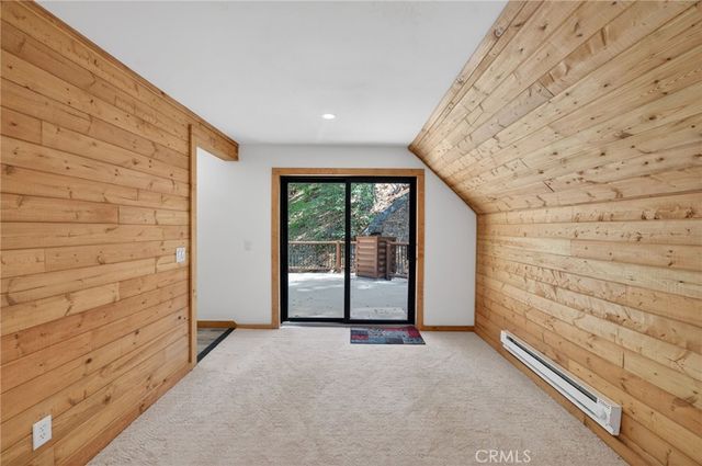 567 Maple Drive, Cedar Glen, CA 92321