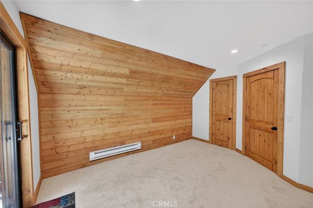 567 Maple Drive, Cedar Glen, CA 92321
