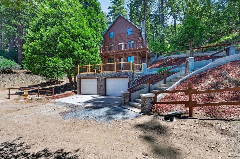 567 Maple Drive, Cedar Glen, CA 92321