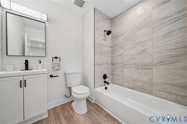 1127 W Washington St, Petersburg, VA 23803