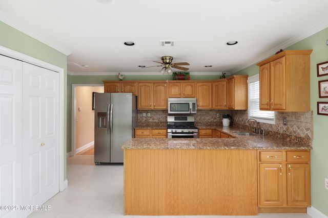 25 Purnell Street, Toms River, NJ 08757