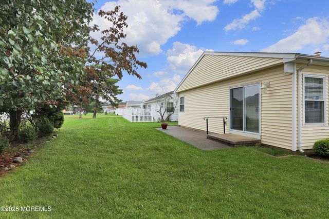 25 Purnell Street, Toms River, NJ 08757