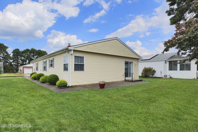 25 Purnell Street, Toms River, NJ 08757