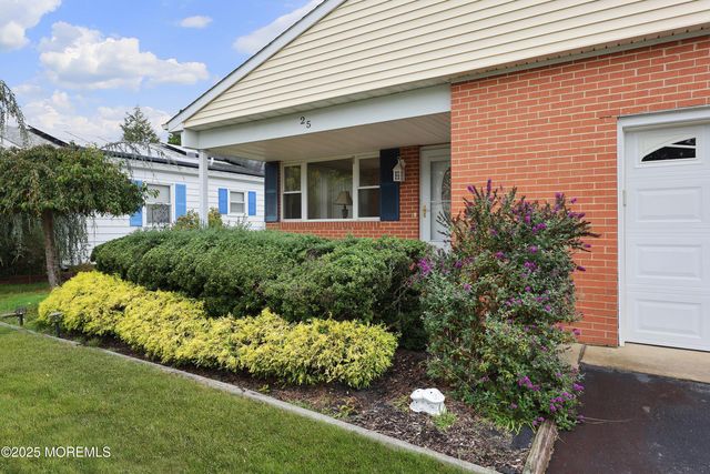 25 Purnell Street, Toms River, NJ 08757