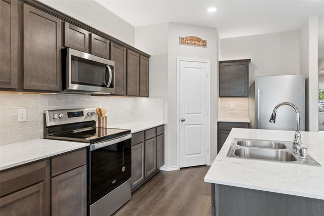 702 Cistern Way, Royse City, TX 75189