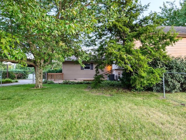 216 Francisridge Drive, Delhi Twp, OH 45238