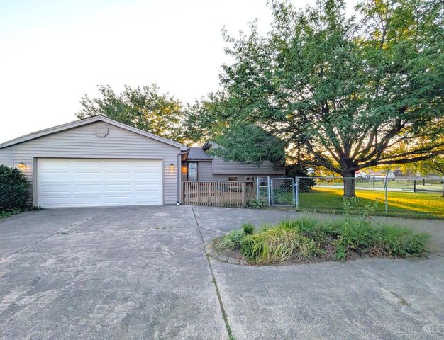 216 Francisridge Drive, Delhi Twp, OH 45238