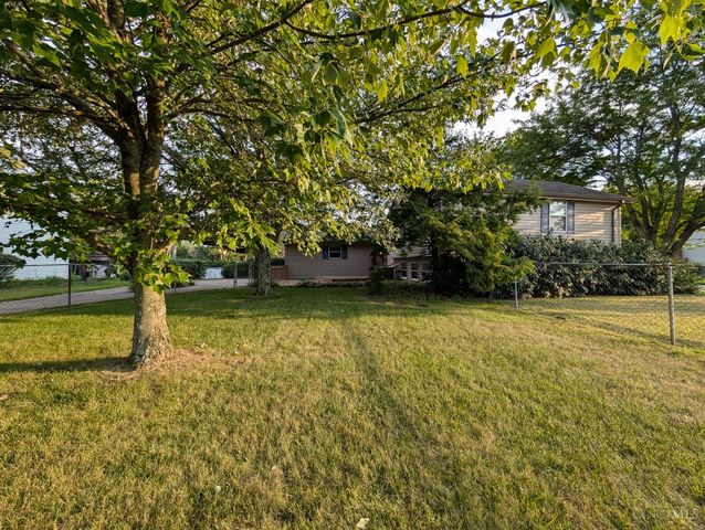 216 Francisridge Drive, Delhi Twp, OH 45238