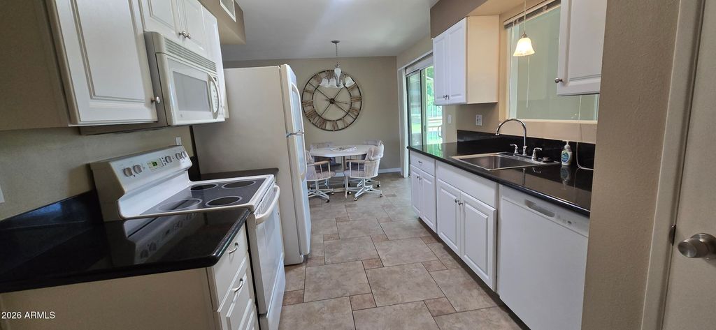 10222 W FORRESTER Drive, Sun City, AZ 85351 — photo 5