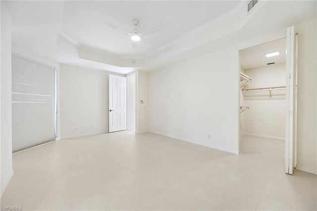 1580 Clermont DR L-202, Naples, FL 34109