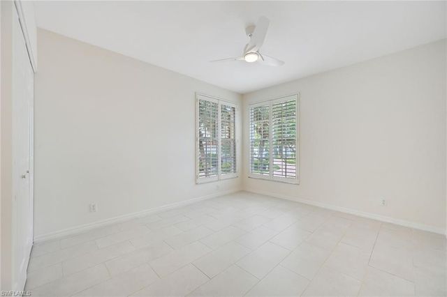 1580 Clermont DR L-202, Naples, FL 34109