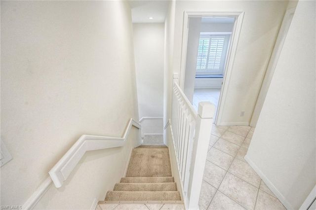 1580 Clermont DR L-202, Naples, FL 34109