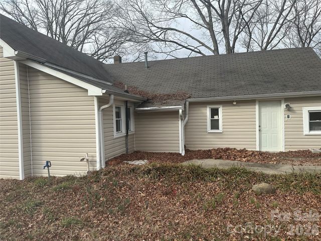 214 S Main Street, Faith, NC 28041