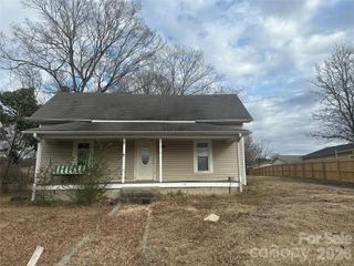214 S Main Street, Faith, NC 28041