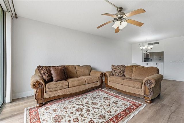 2616 COVE CAY DRIVE 105, Clearwater, FL 33760