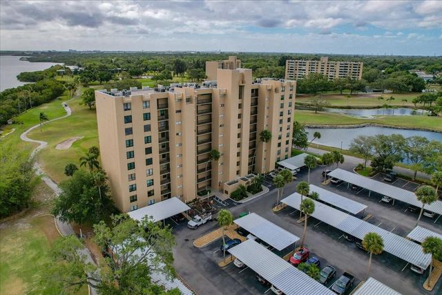 2616 COVE CAY DRIVE 105, Clearwater, FL 33760