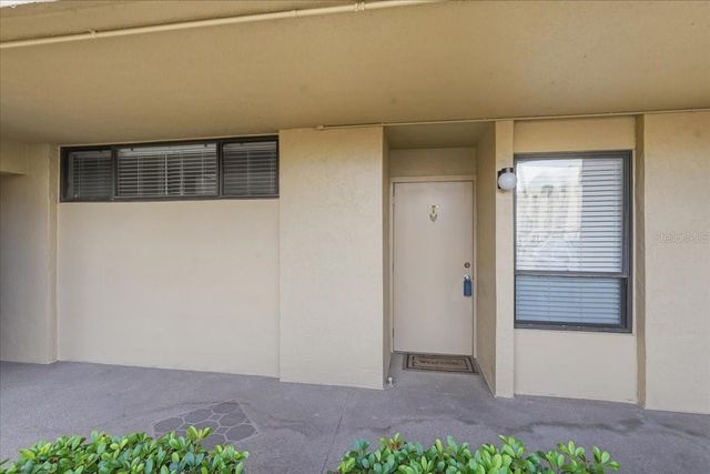 2616 COVE CAY DRIVE 105, Clearwater, FL 33760