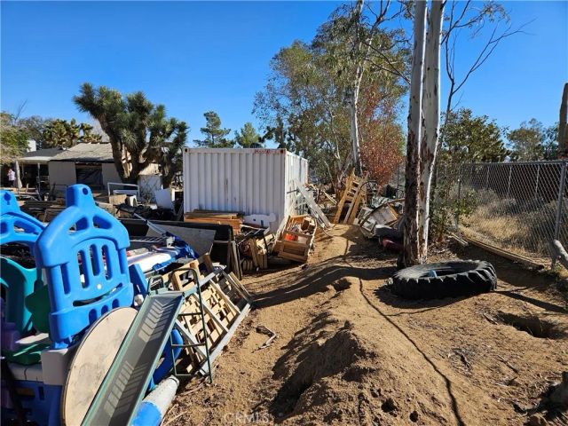 7990 Acoma, Yucca Valley, CA 92284