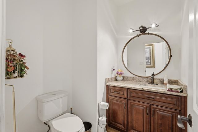 503 Martinez Drive NE, Albuquerque, NM 87102