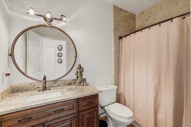 503 Martinez Drive NE, Albuquerque, NM 87102