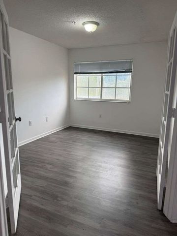 4844 N State Road 7 305, Coconut Creek, FL 33073