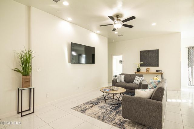 15384 Imagine Drive, El Paso, TX 79938