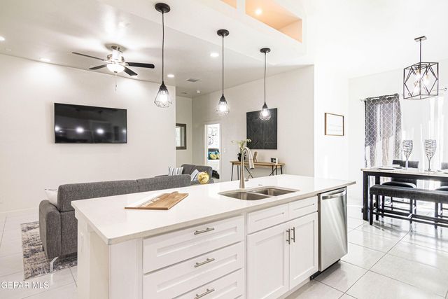 15384 Imagine Drive, El Paso, TX 79938