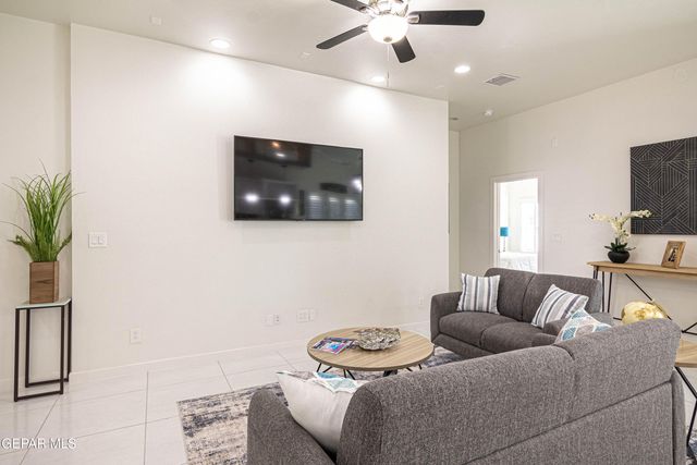 15384 Imagine Drive, El Paso, TX 79938