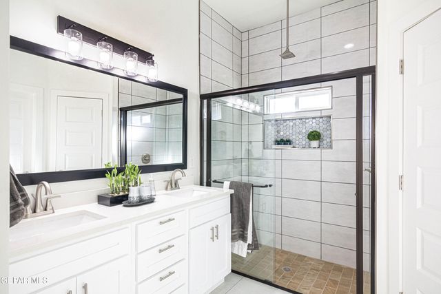 15384 Imagine Drive, El Paso, TX 79938