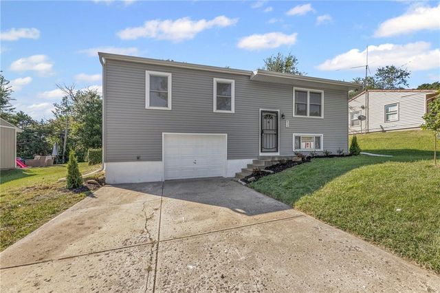 830 N 83rd Street, Kansas City, KS 66112