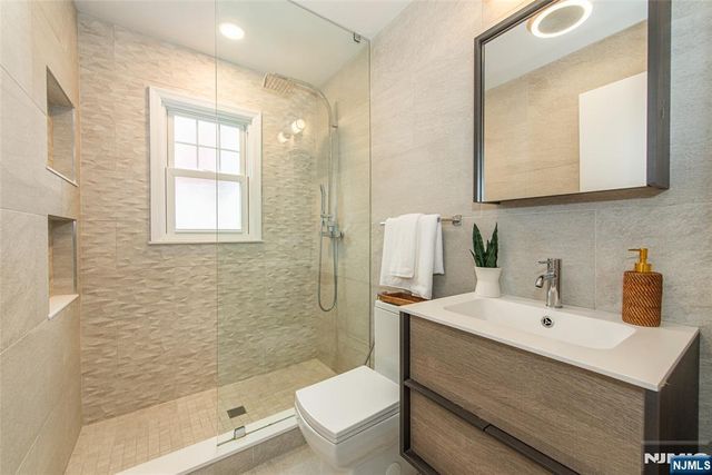 408 Washington Avenue, Montclair, NJ 07042