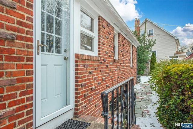 408 Washington Avenue, Montclair, NJ 07042