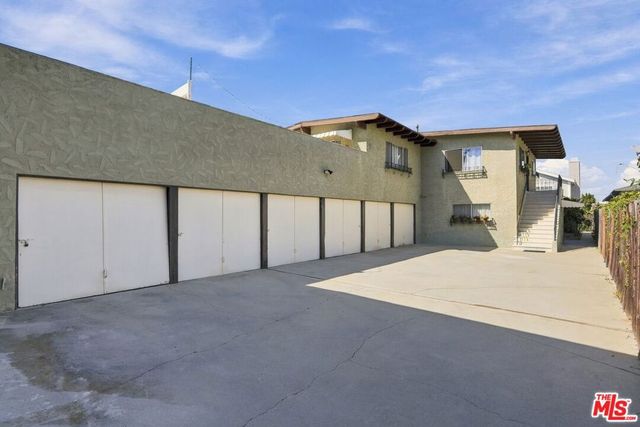 2107 Voorhees Avenue, Redondo Beach, CA 90278