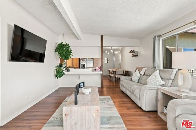 2107 Voorhees Avenue, Redondo Beach, CA 90278