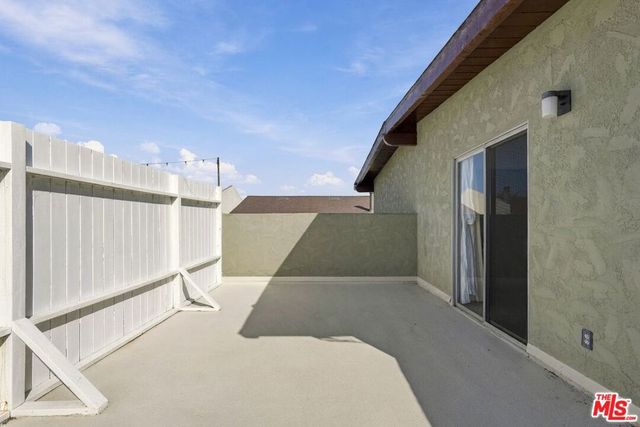 2107 Voorhees Avenue, Redondo Beach, CA 90278
