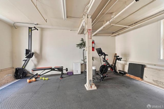 1865 California Street 2, San Francisco, CA 94109