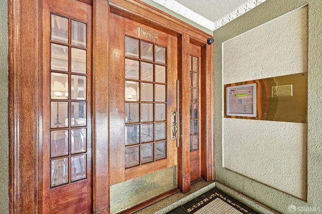 1865 California Street 2, San Francisco, CA 94109