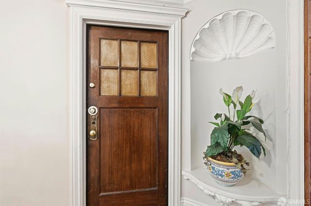 1865 California Street 2, San Francisco, CA 94109