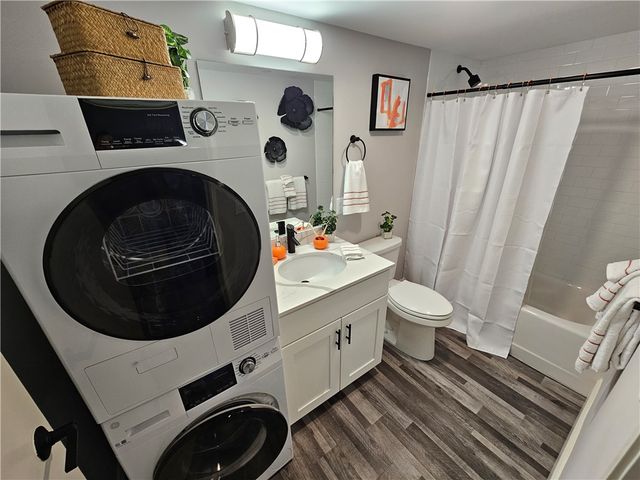 101 Cedar Street 707, Providence, RI 02903