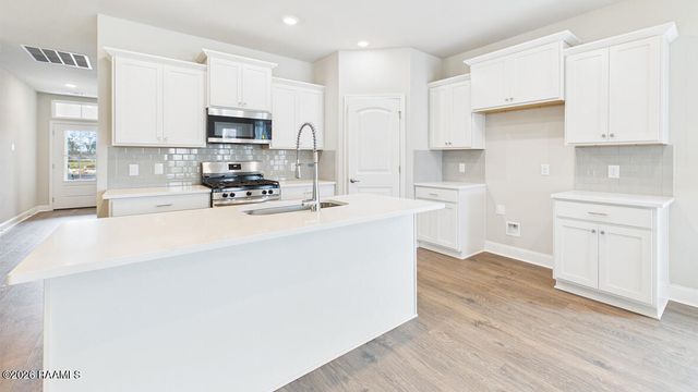 306 Bellewood Drive, Lafayette, LA 70507