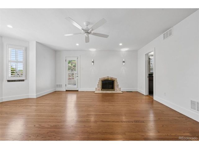 4301 E 6th Avenue Pkwy, Denver, CO 80220