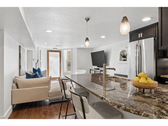 4301 E 6th Avenue Pkwy, Denver, CO 80220