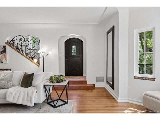 4301 E 6th Avenue Pkwy, Denver, CO 80220