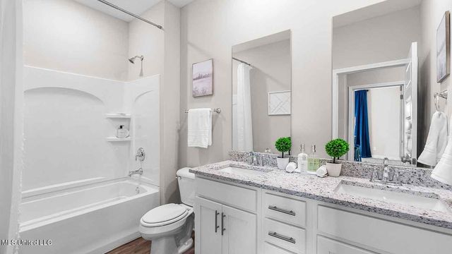513 Bridgeway Street, Canton, MS 39046
