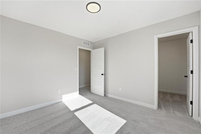 18180 W 166th Terrace, Olathe, KS 66062