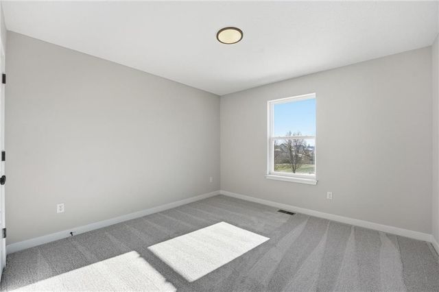 18180 W 166th Terrace, Olathe, KS 66062