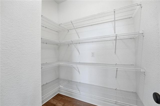 18180 W 166th Terrace, Olathe, KS 66062