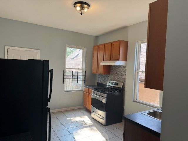 8307 S BURLEY Avenue, Chicago, IL 60617