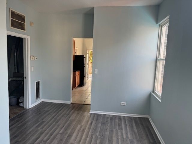 8307 S BURLEY Avenue, Chicago, IL 60617