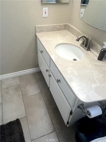 13035 Arlington, Chino, CA 91710
